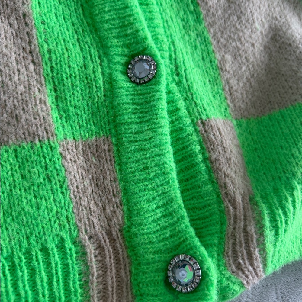 STINE GOYA Vibrant Green and Tan Knit Sweater - Picture 7 of 9
